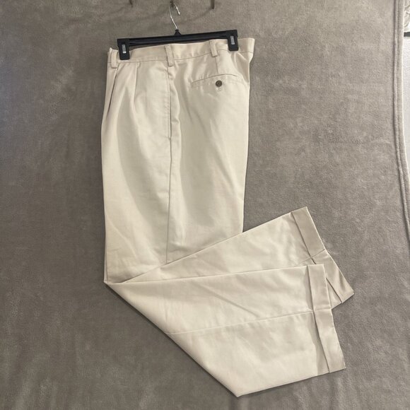 Izod off white 100% cotton chino pants 36x32 Slip Front Pockets ,‎ Pocket Stains - Picture 1 of 15